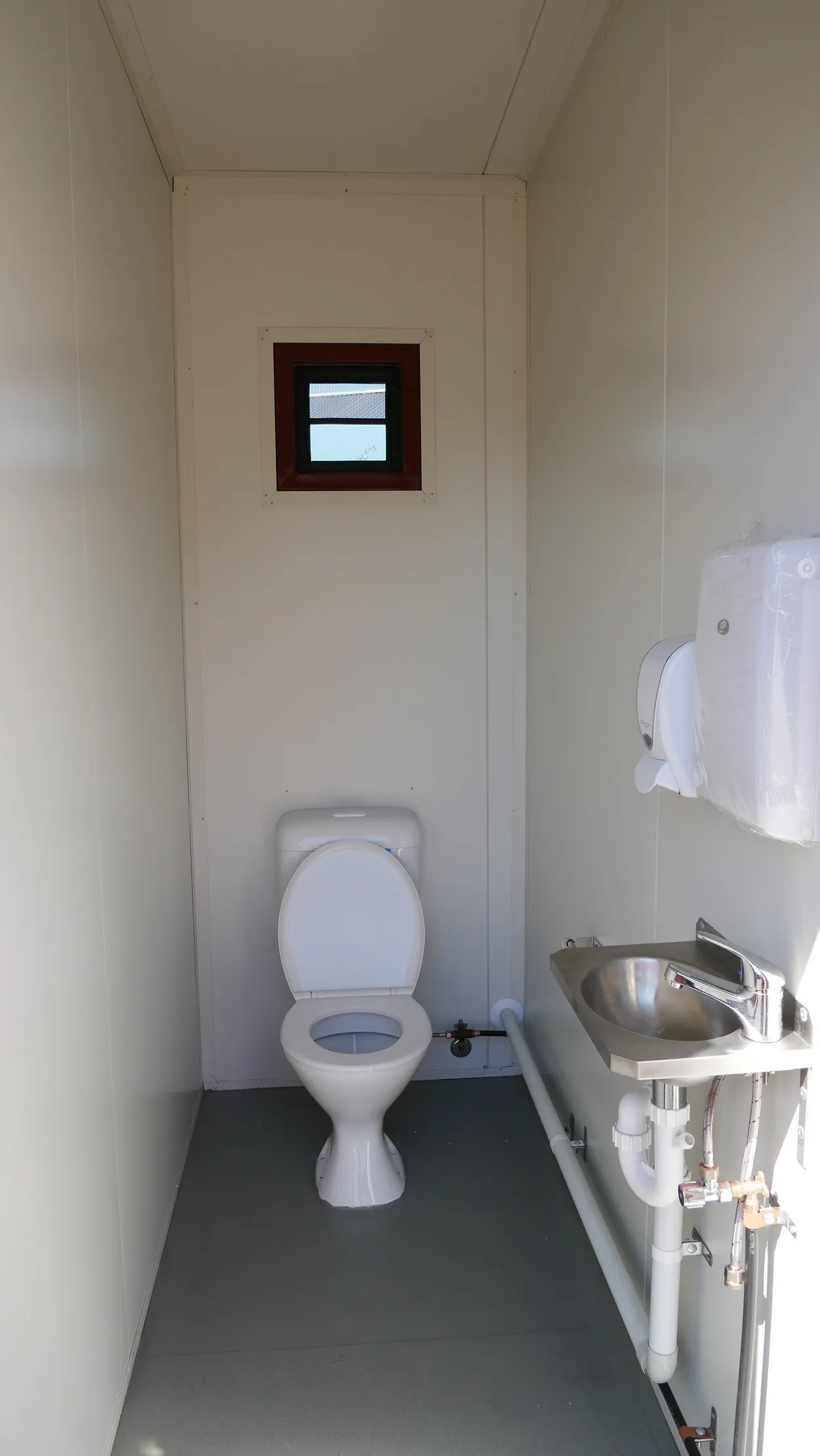 20ft Split Ablution Container (Male and Female) - Image 5